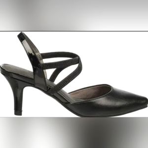 Lifestride Kalea black strappy pumps